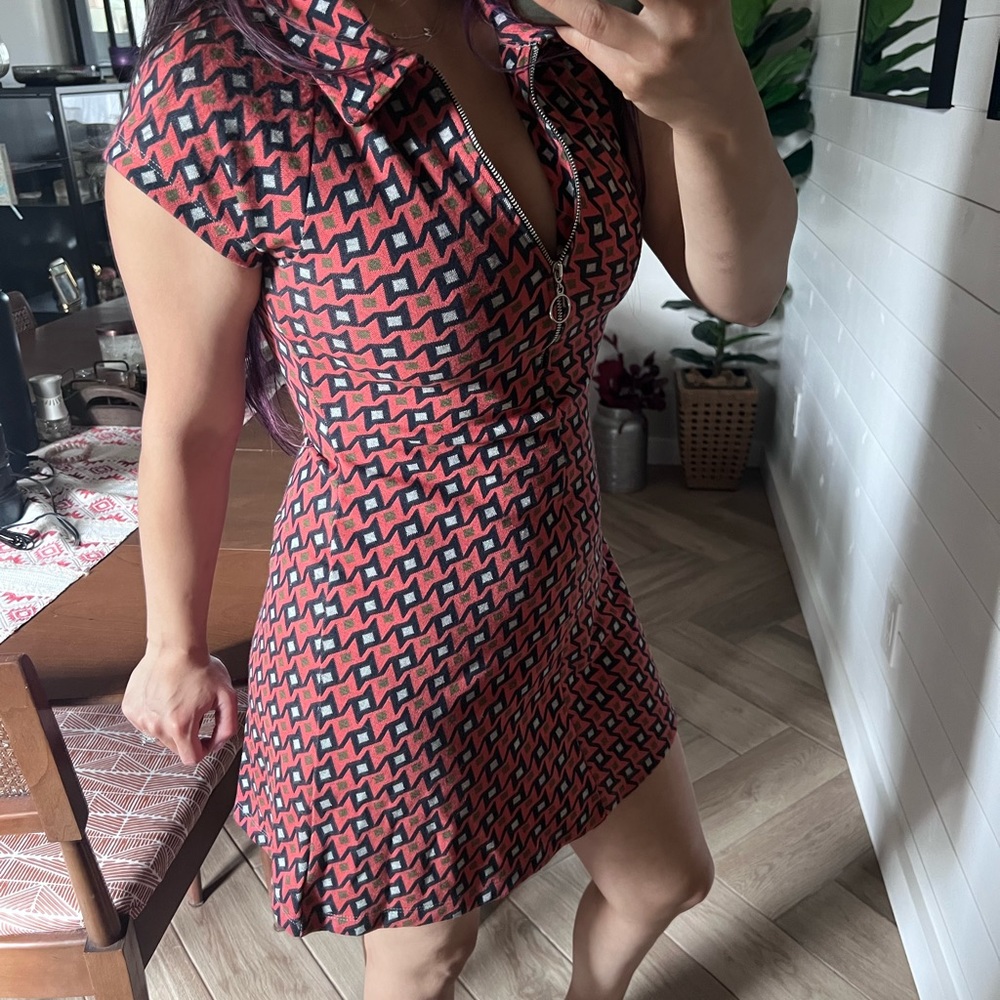 Retro vibes mini dress